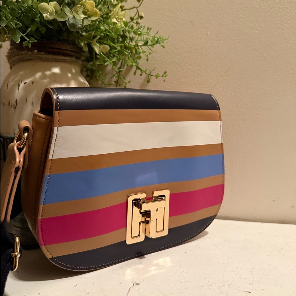Tommy Hillfiger - Genuine Leather Multicolor Striped Women's Crossbody Bag EUC - Picture 2 of 14